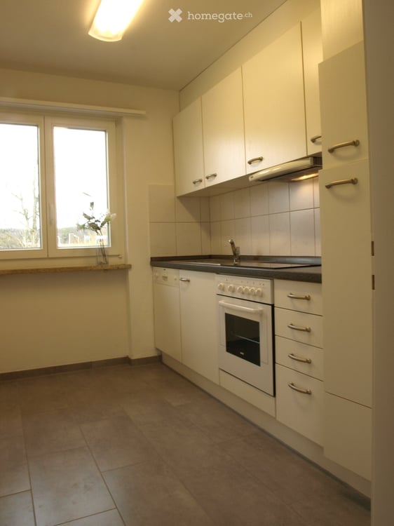 Zentrale gelegene schöne Wohnung in Kleinandelfingen 12