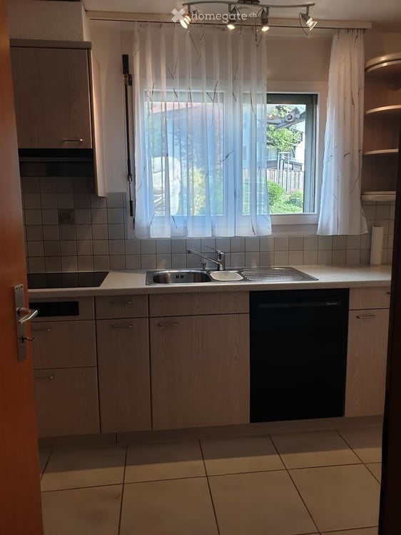 Charmante 3 1/2-Zimmer Gartenwohnung mit grossem Umschwung 12
