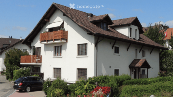 Charmante 3 1/2-Zimmer Gartenwohnung mit grossem Umschwung