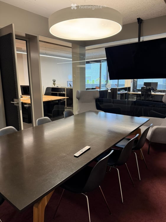 Modernes Büro an der Flüelastrasse in Zürich-Albisrieden 4