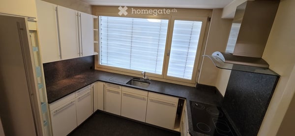 Charmante 8.5-Zimmer-Dachwohnung mit Panoramablick in Chur 9