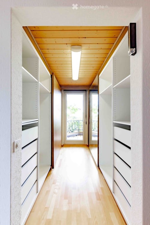 Grosszügige 5-Zimmer-Dachwohnung an der Hauptstrasse in Wollerau mit See- und Bergsicht 13