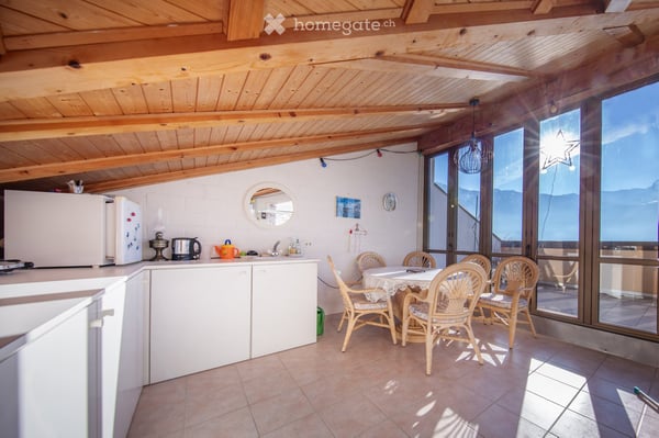 Sonnige 4½-Zimmer-Maisonettewohnung mit See- und Bergsicht in Gersau 7