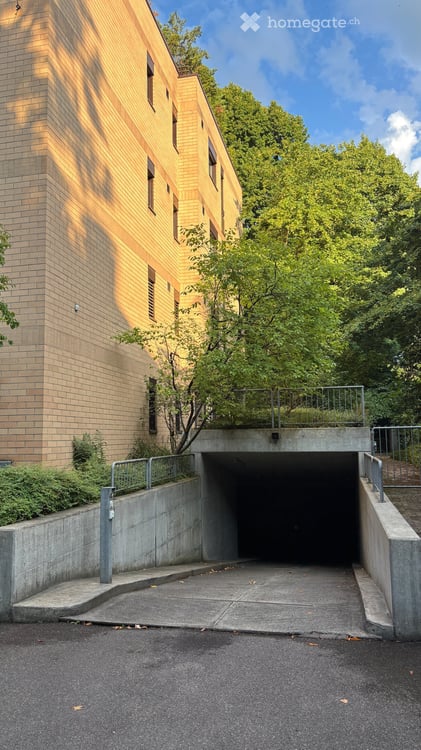 Autoeinstellplatz im 4052 Gellert 1