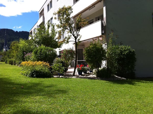Helle 4-Zimmer-Wohnung mit Balkon in ruhiger Lage – Adliswil 8