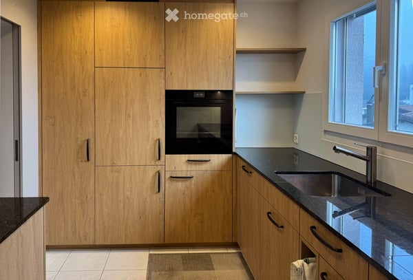 Exklusive  4½-Zimmer-Dachwohnung mit 125 m² Wohnfläche und 30 m² Sonnenterrasse an zentraler Lage 4