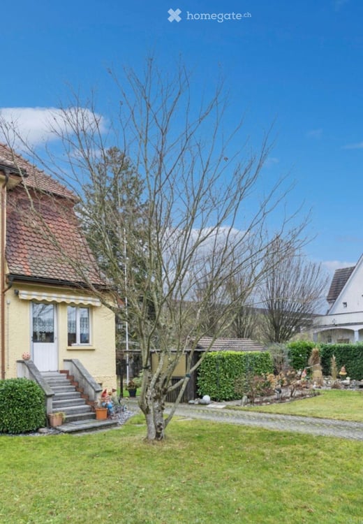 Charmantes 4.5-Zimmer-Doppelhaus mit grossem Garten an ruhiger Lage in Brugg 2