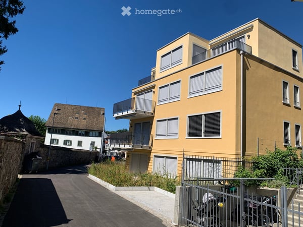 EXKLUSIV WOHNEN IM ZENTRUM VON HÖNGG - EINKAUF UND ÖV GLEICH NEBENAN 8