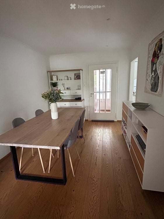Charmantes 5.5-Zimmer-Reiheneinfamilienhaus in Riehen – ab 1. Oktober 2