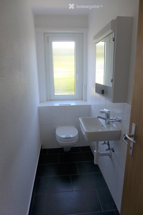 Helle 4.5-Zimmer-Wohnung mit Balkon und schöner Aussicht in Berneck 6