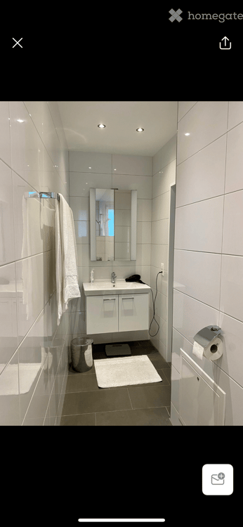 Helle 2.5-Zimmer-Wohnung mit Balkon an der Zurlindenstrasse in Zürich 7