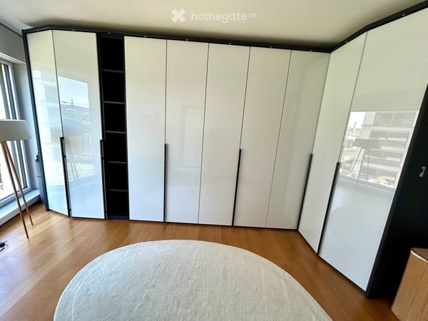 Beautiful Furnished 1.5-Room Apartment in the Heart of Zurich 4