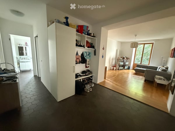 Spacious 5.5-Room Apartment with Balcony & Nice View in Lausanne - Free 1st September 1