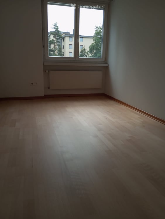 Schöne 4.5 Zimmer Wohnung in Höngg mit Parkplatz 6