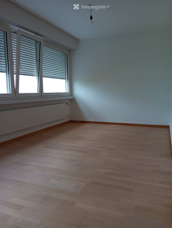 Schöne 4.5 Zimmer Wohnung in Höngg mit Parkplatz 2