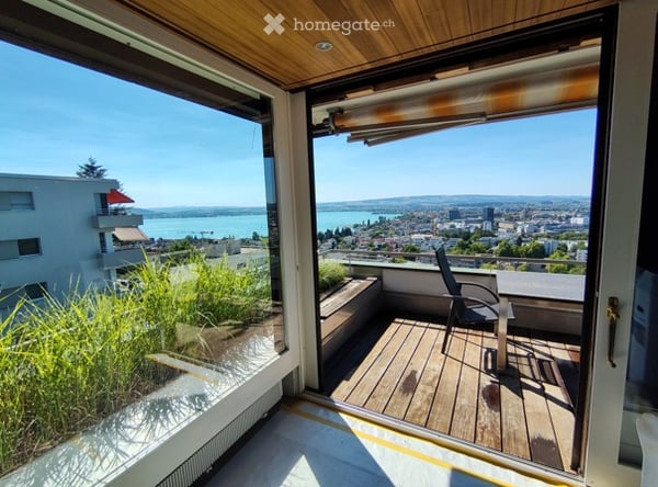 Charmante 4.5-Zimmer-Dachwohnung an der Weidstrasse in Zug 1
