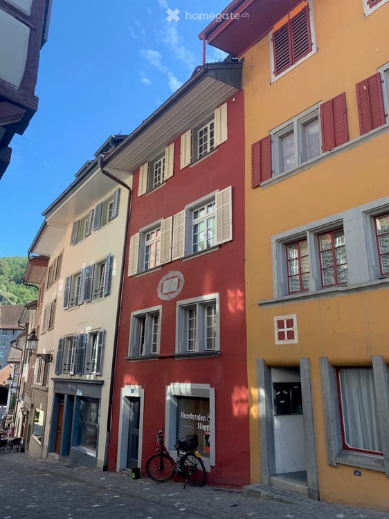 Heimelige neu sanierte Dachwohnung im Herzen der Altstadt Baden 3