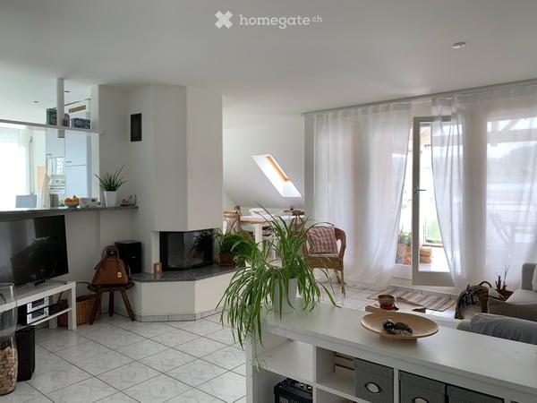 Dachwohnung in Oetwil am See 1