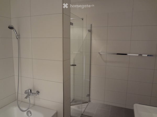 Moderne und helle 2½ -Zimmer Wohnung in Zürich-Oerlikon 5