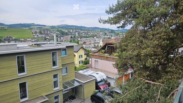 Renovierte 3.5-Zimmer-Wohnung mit Balkon und Seeblick in Küssnacht am Rigi 11