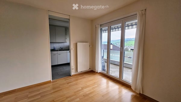 Renovierte 3.5-Zimmer-Wohnung mit Balkon und Seeblick in Küssnacht am Rigi 7