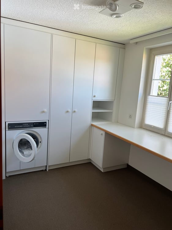 Charmante 5.5-Zimmer-Duplex-Wohnung mit Kamin und Balkon zentrumsnah in Gossau 10