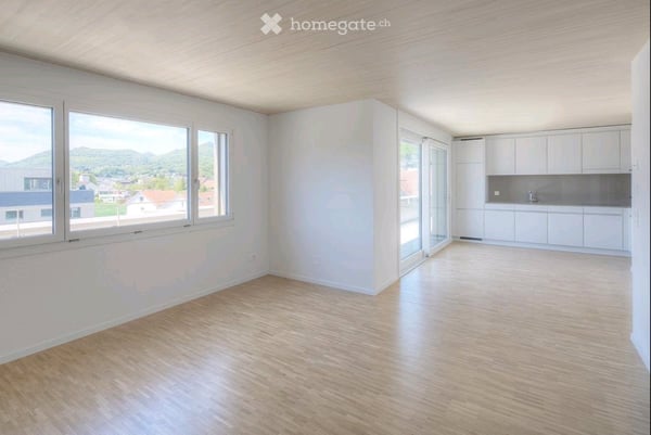 Helle, grosszügige 3.5-Zimmer-Attikawohnung mit grosser Terrasse 3