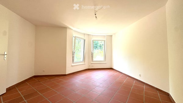 Sonnige 2.5-Zimmer-Gartenwohnung an zentraler Lage in Dornach 6