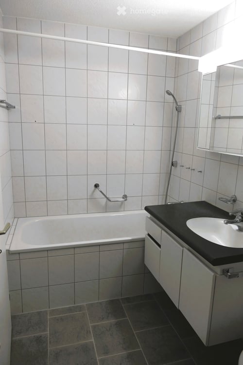 Attraktive 1.5-Zimmer-Wohnung mit Garage in Weiningen ZH 9