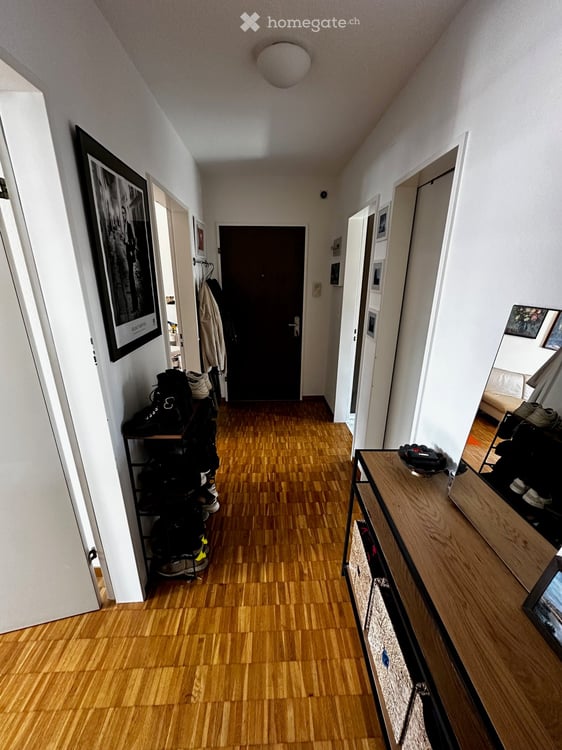 Nachmieter per 01.10 für 3.5-Zimmer-Wohnung an der Malzstrasse, Zürich 2