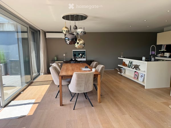 Exklusive 4.5-Zimmer-Wohnung mit hochwertigem Ausbaustandard 4