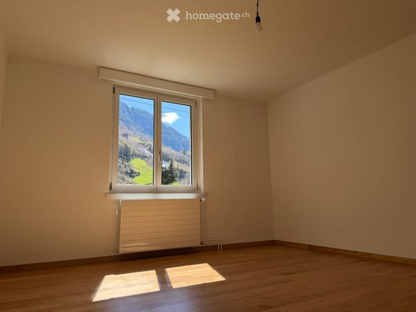 Charmante 4-Zimmer-Wohnung mit Bergpanorama in Amsteg 11