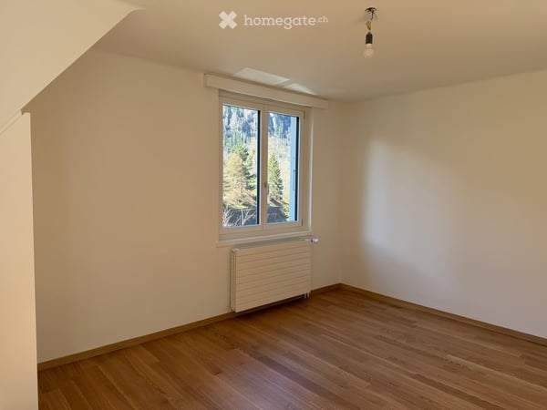 Charmante 4-Zimmer-Wohnung mit Bergpanorama in Amsteg 8