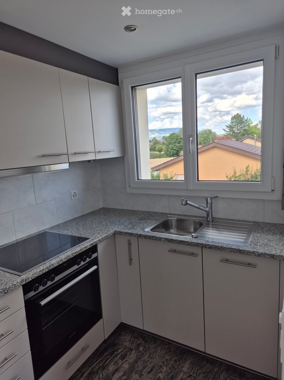 Gemütliche 2.5-Zimmer-Wohnung mit Balkon in Biberist – sofort verfügbar! 2
