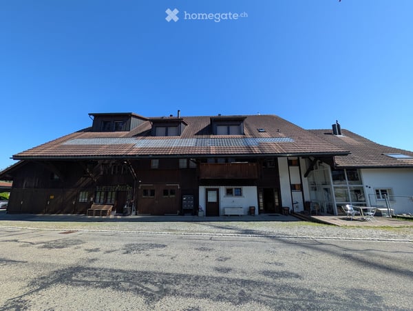 Gemütliche 3.5-Zimmer-Wohnung mit Balkon in Mönchaltorf 1