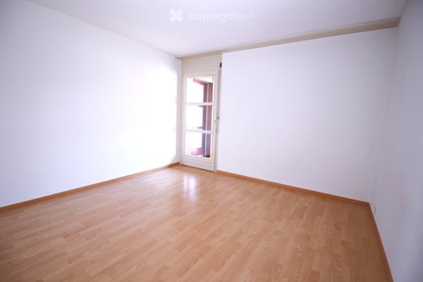 3.5-Zimmer-Wohnung mit Balkon und schöner Aussicht in Bottenwil 5