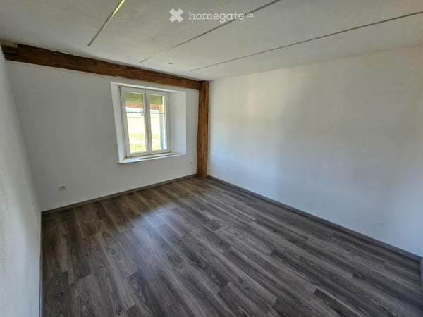 Charmant duplex de 5.5 pièces à Les Bois 1
