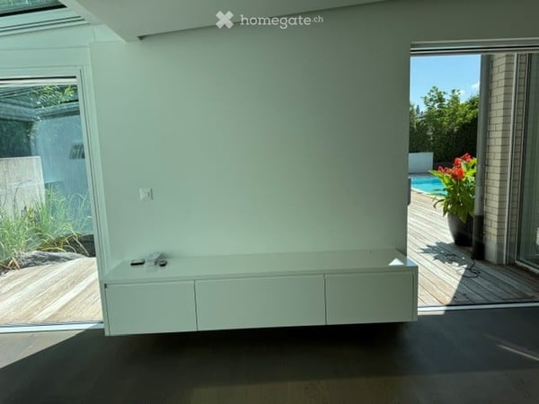 Exklusives 6.5-Zimmer-Einfamilienhaus mit Pool und Seesicht in Jona 17