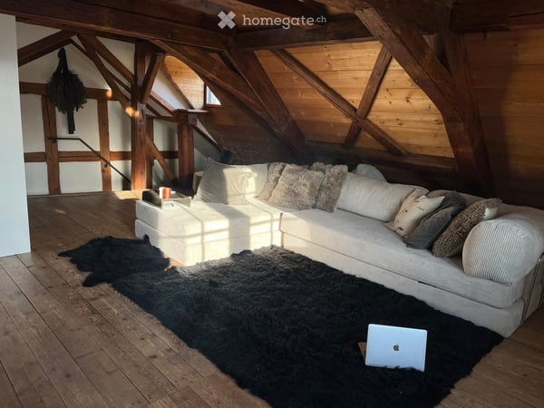 Charmante 4.5-Zimmer-Maisonette-Wohnung in historischem Altbau – Zollikon 3