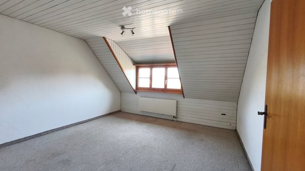 Geräumige 6-Zimmer-Maisonette Wohnung mit Balkon 7