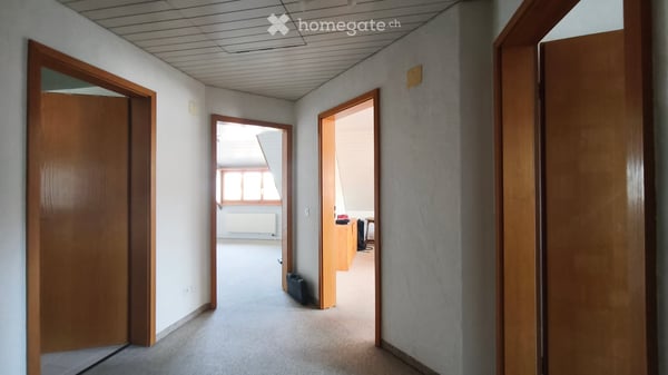 Geräumige 6-Zimmer-Maisonette Wohnung mit Balkon 10