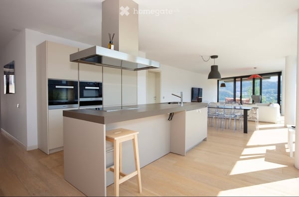 Private access, Garden & Pool Apartment 17