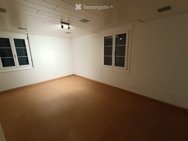 Helle und geräumige 3.5 Zimmer-Wohnung in familienfreundlicher Lage per 01.11.2026 3