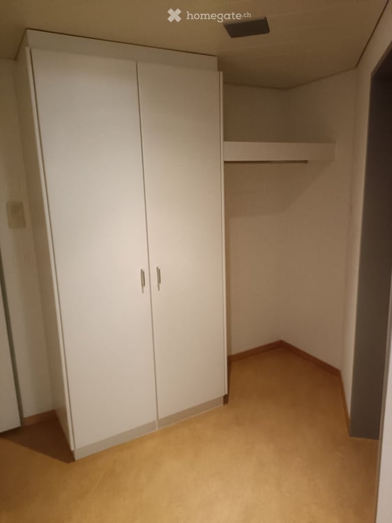 Helle und geräumige 3.5 Zimmer-Wohnung in familienfreundlicher Lage per 01.11.2026 6