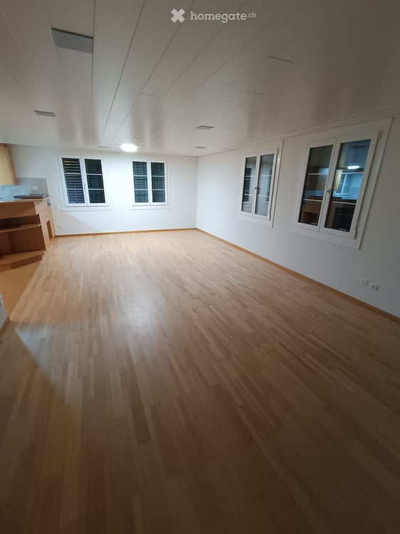 Helle und geräumige 3.5 Zimmer-Wohnung in familienfreundlicher Lage per 01.11.2026 8
