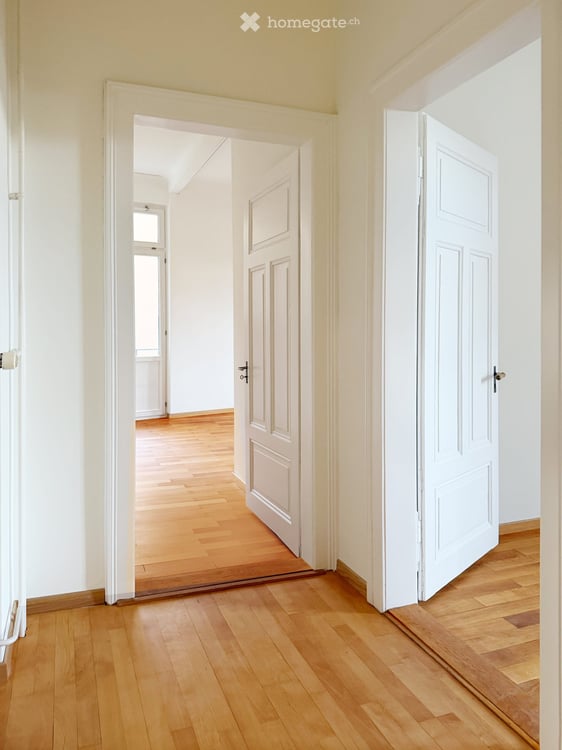 Stilvolle 1.5 -Zimmer - Altbauwohnung mit Charme an exklusiver Lage 3