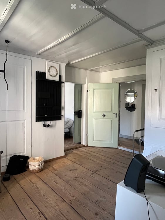 Mitbewohner:in gesucht. Charmante 4½-Zimmer-Maisonette in Zollikon (ab sofort) 5