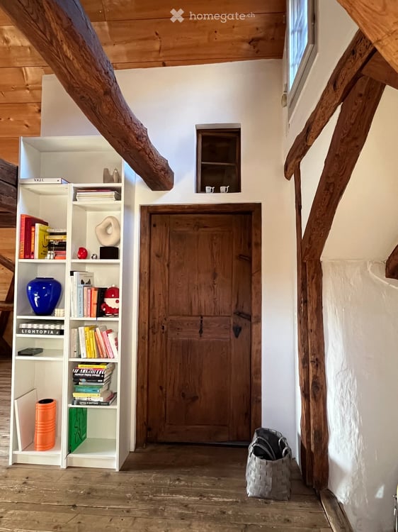 Mitbewohner:in gesucht. Charmante 4½-Zimmer-Maisonette in Zollikon (ab sofort) 2