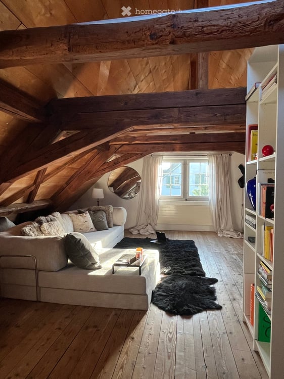 Mitbewohner:in gesucht. Charmante 4½-Zimmer-Maisonette in Zollikon (ab sofort) 1