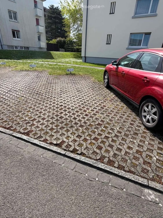 Helle 3.5-Zimmer-Wohnung mit Balkon in Muttenz – renoviert und zentral gelegen 12